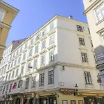 Charming Apartment In Center Vienna